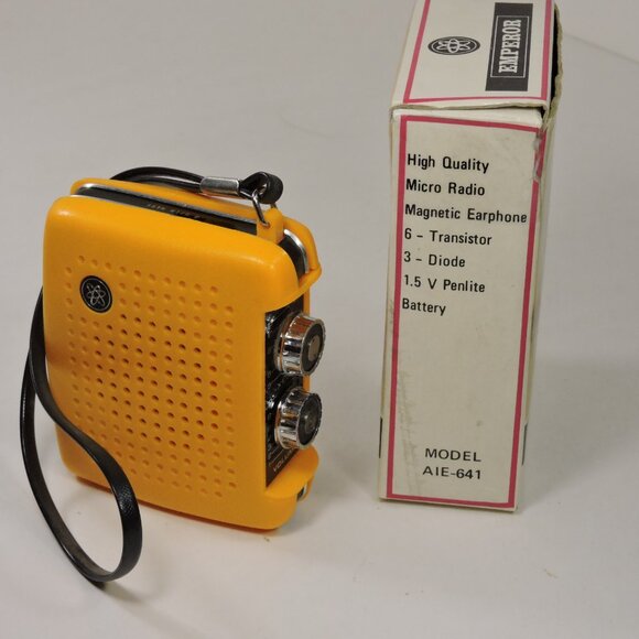 Emperor Micro Transistor Radio Working - With Strap, Box, Earphone & Manual - Picture 2 of 7